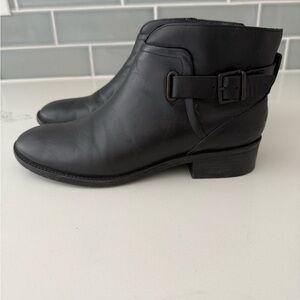 UGG Barnett Women’s Black Leather Ankle Boots